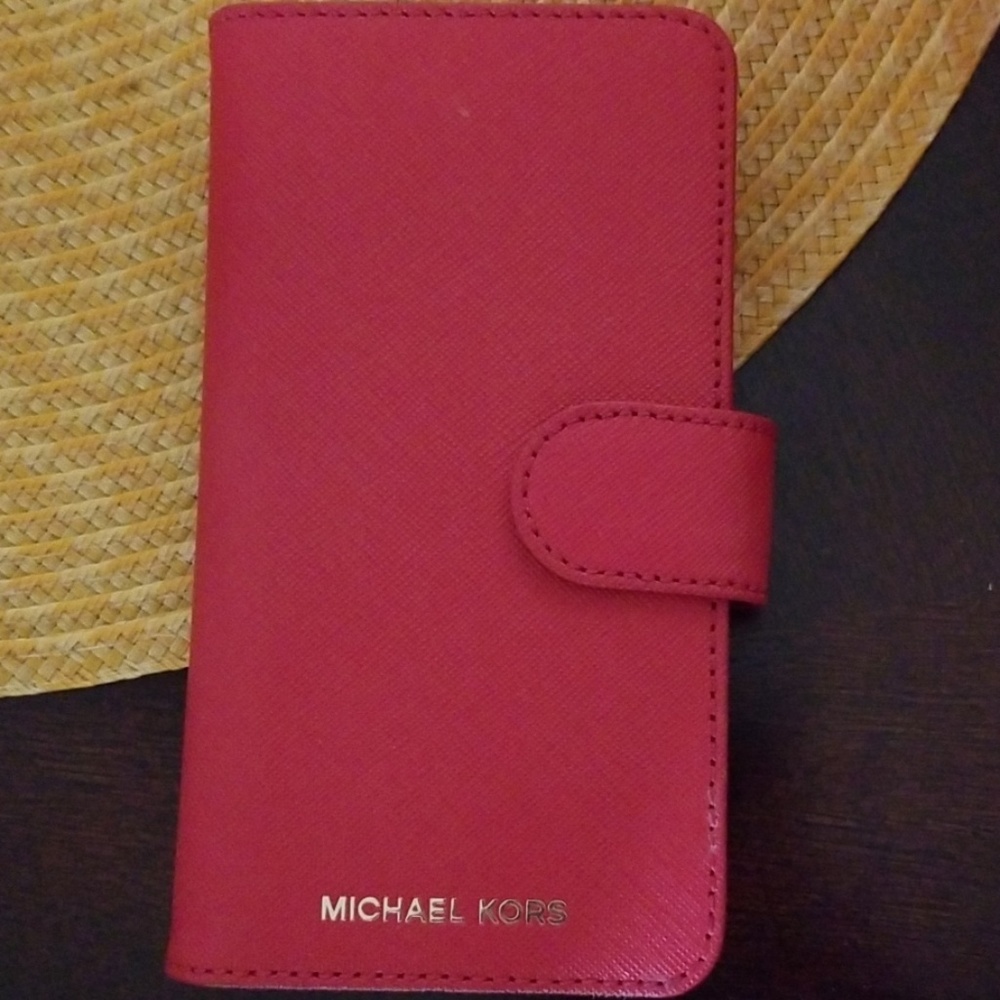 Michael Kors leather iPhone 6 or 6s case